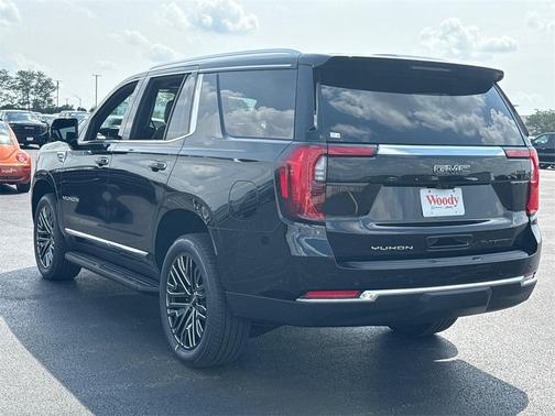 2025 GMC Yukon Elevation