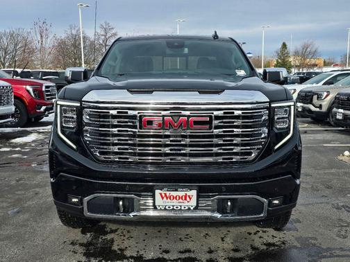 Onyx Black 2026 GMC Sierra 1500 Denali