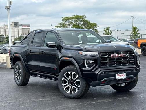 2025 GMC Canyon AT4