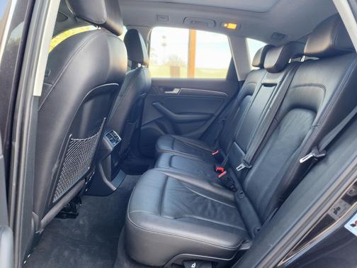 Black 2015 Audi Q5 2.0T Premium Plus