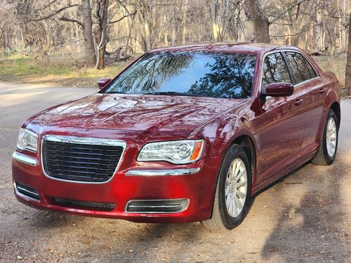 2014 Chrysler 300 Base