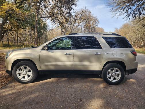 2016 GMC Acadia SLE-2