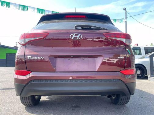 2016 Hyundai TUCSON Sport
