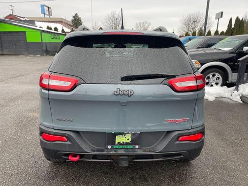 2015 Jeep Cherokee Sport