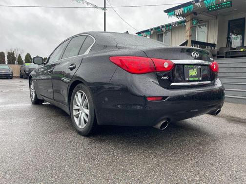 Black 2014 INFINITI Q50 Hybrid Premium