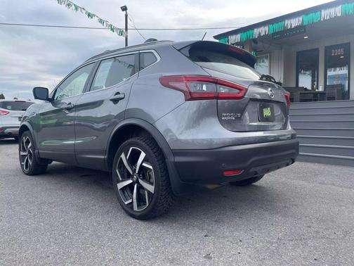 2021 Nissan Rogue Sport SL