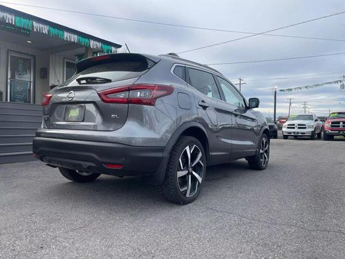 2021 Nissan Rogue Sport SL