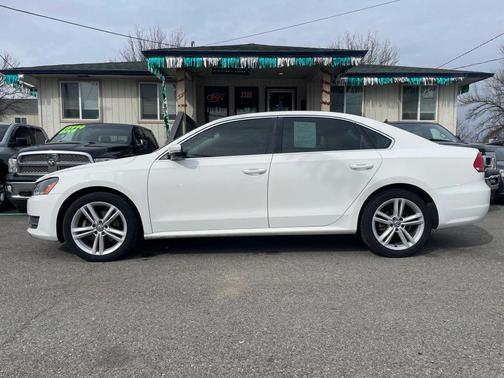 2014 Volkswagen Passat 2.0L TDI DSG SE w/Sunroof