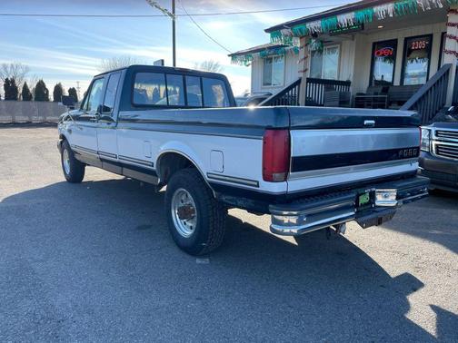 1995 Ford F-250 XL SuperCab H/D