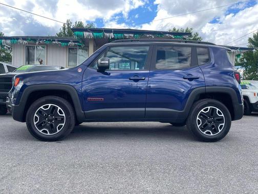 2017 Jeep Renegade Trailhawk