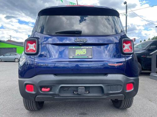 2017 Jeep Renegade Trailhawk