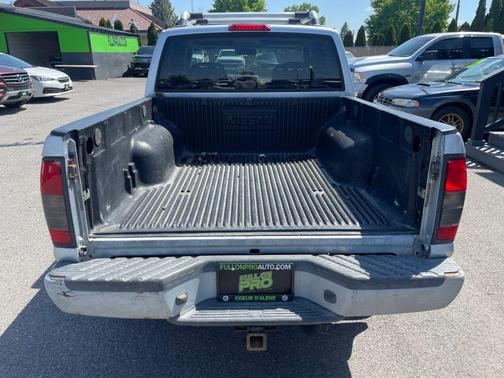Silver Ice Clearcoat Metallic 2001 Nissan Frontier SE Crew Cab