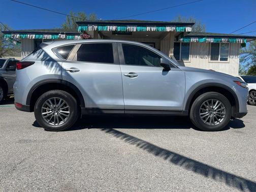 Sonic Silver Metallic 2017 Mazda CX-5 Touring