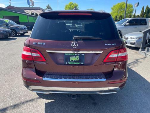 Burgundy 2014 Mercedes-Benz M-Class 4MATIC