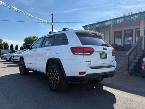 2019 Jeep Grand Cherokee Trailhawk