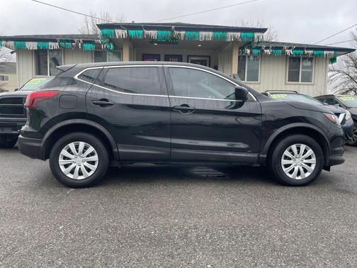 2019 Nissan Rogue Sport S