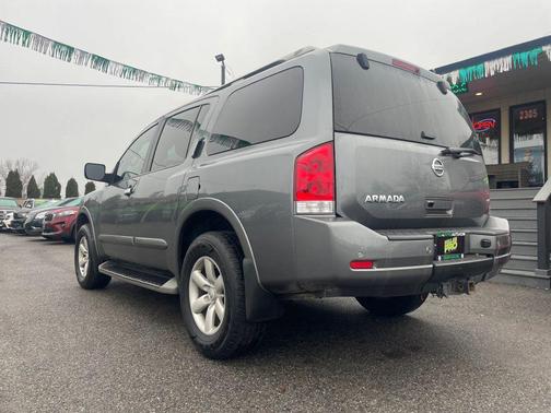 2015 Nissan Armada SV Sport Utility 4D