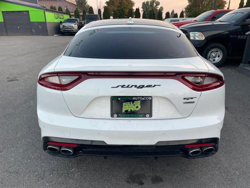 2019 Kia Stinger GT2