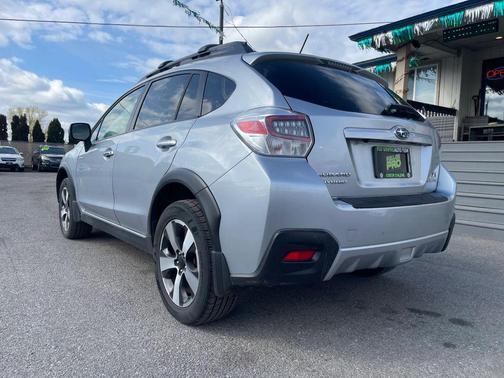 Ice Silver Metallic 2014 Subaru XV Crosstrek Hybrid Base