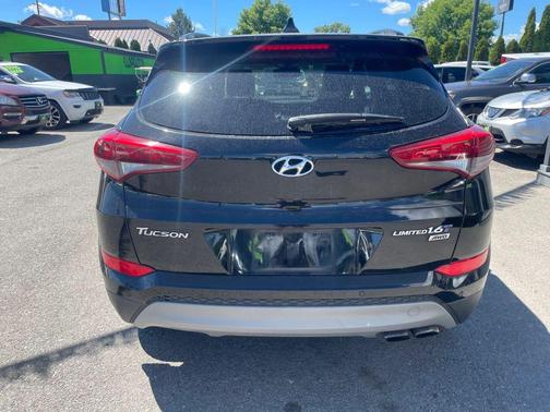 Black Noir Pearl 2018 Hyundai TUCSON Limited