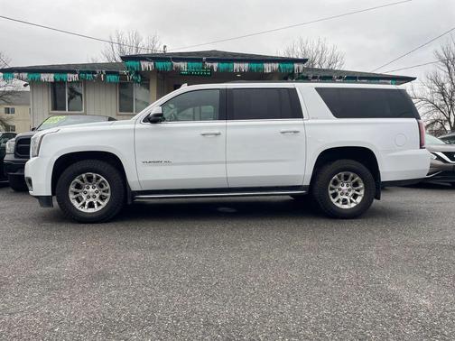 2019 GMC Yukon XL SLT