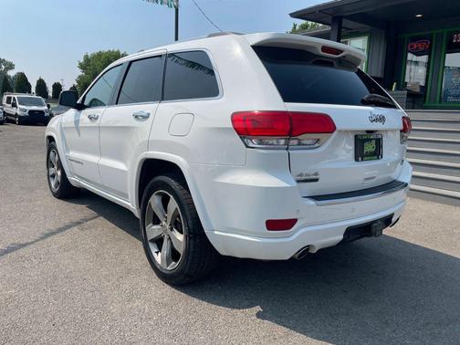 Bright White Clearcoat 2014 Jeep Grand Cherokee Overland