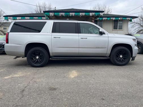 2019 Chevrolet Suburban LT