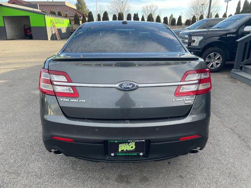 2018 Ford Taurus Limited