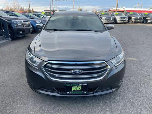 2018 Ford Taurus Limited