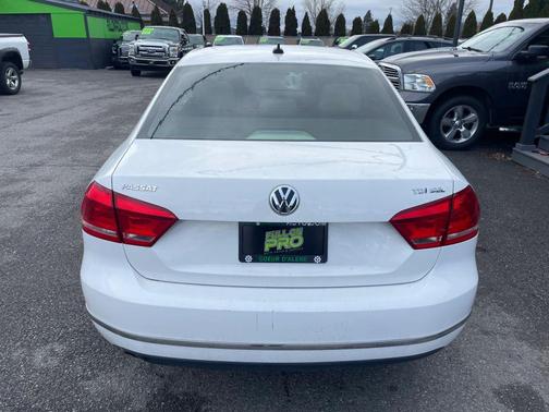2014 Volkswagen Passat 2.0L TDI DSG SEL Premium