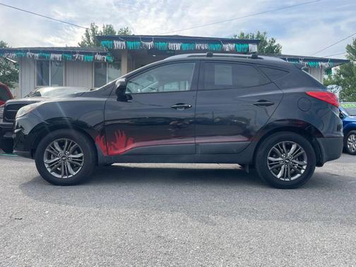 2014 Hyundai TUCSON Walking Dead Edition