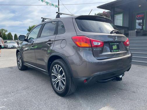 Quartz Brown Metallic 2016 Mitsubishi Outlander Sport 2.4 SE