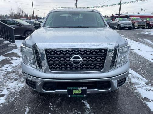2018 Nissan Titan SV