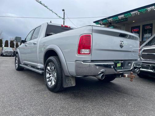 2015 RAM 1500 Laramie