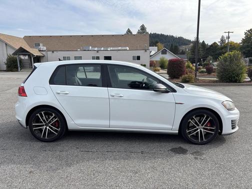 2017 Volkswagen Golf GTI 2.0T Autobahn 4-Door