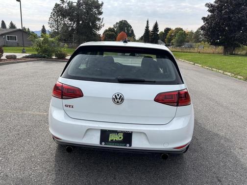 2017 Volkswagen Golf GTI 2.0T Autobahn 4-Door