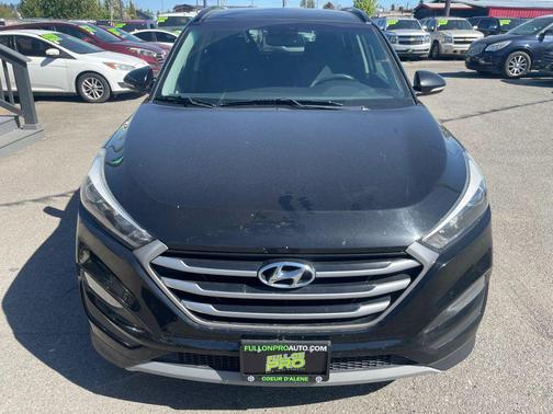 Black Noir Pearl 2018 Hyundai TUCSON Value