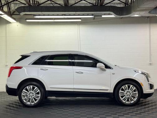 2018 Cadillac XT5 Premium Luxury