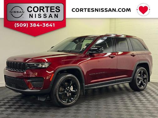 Velvet Red Pearlcoat 2024 Jeep Grand Cherokee Altitude