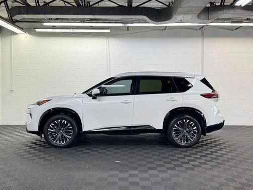 2024 Nissan Rogue Platinum