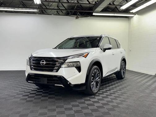 2024 Nissan Rogue Platinum