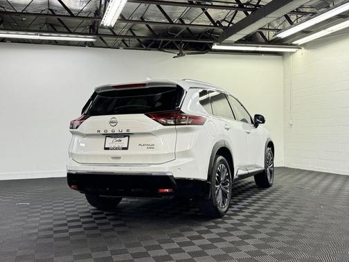 2024 Nissan Rogue Platinum