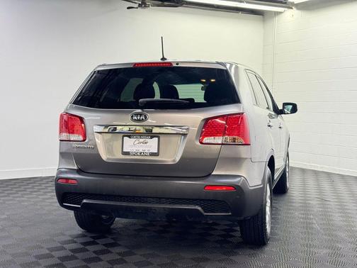 2013 Kia Sorento LX