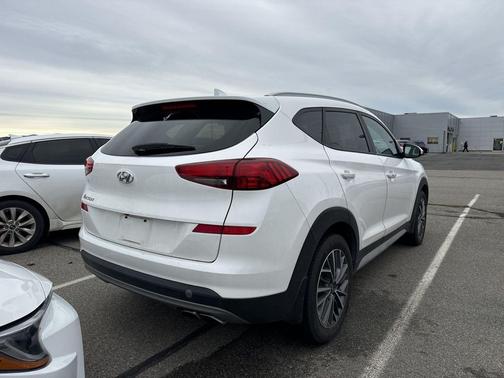 2019 Hyundai TUCSON SE
