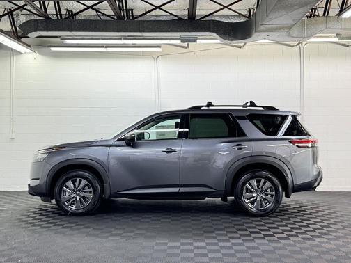 2025 Nissan Pathfinder SV 4WD