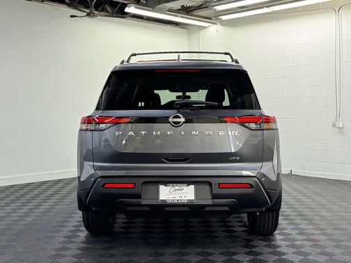 2025 Nissan Pathfinder SV 4WD