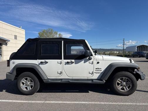 Stone White Clearcoat 2010 Jeep Wrangler Unlimited Sport