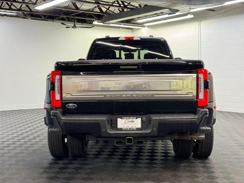 2024 Ford F-350 Platinum