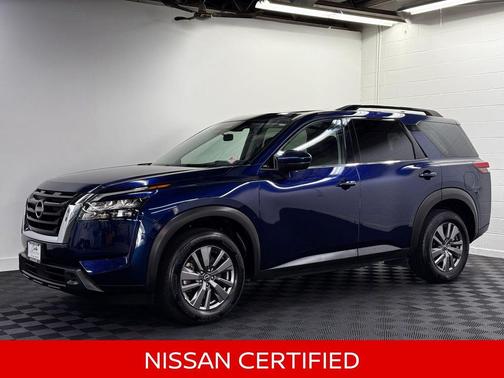 Deep Ocean Blue Pearl 2025 Nissan Pathfinder SV 4WD