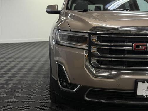 2023 GMC Acadia AWD SLT